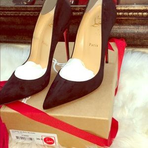 So kate 39.5 Christian louboutin
